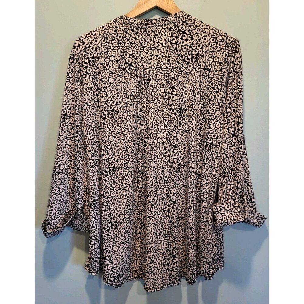 Cocomo Black Ivory 3/4 Sleeve Stretchy V Neck Relaxed Fit Top Sz 3X Pockets - Picture 5 of 7